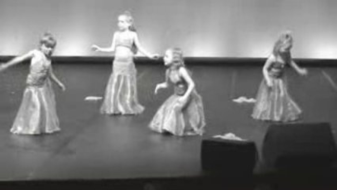 cours enfants danse orientale 3 ans Mille et une nuits ecole