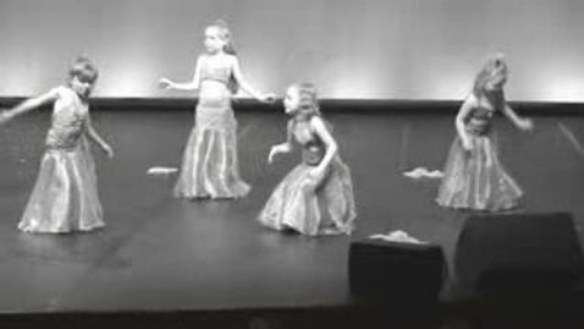 cours enfants danse orientale 3 ans Mille et une nuits ecole