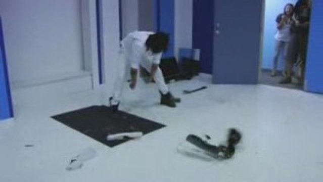 Three Days Grace - Breaking Guitars