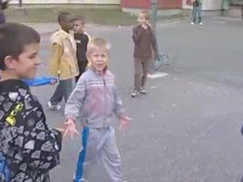 Rentrée à l'école de Chapark (Troyes)