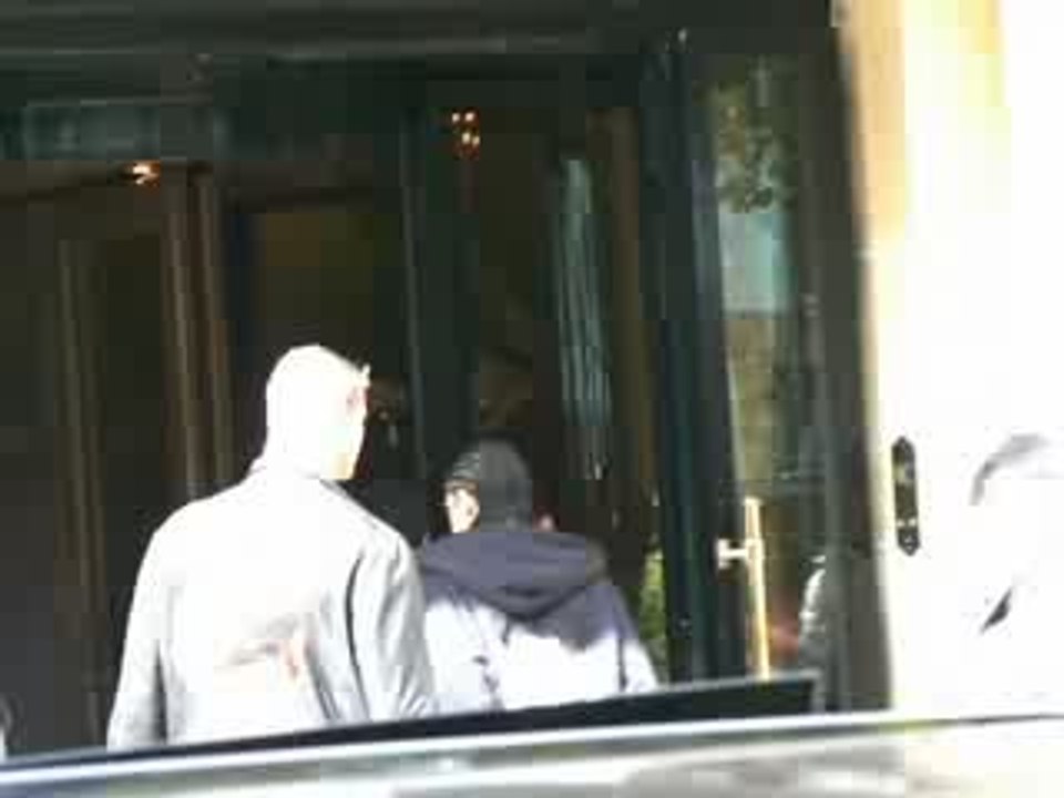 Tokio Hotel Retour NRJ - 03.09.09 Paris.