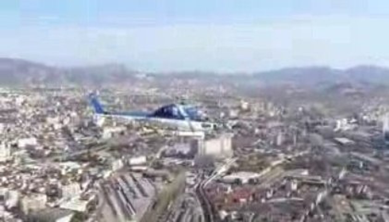 Vol d'un HBE au dessus de Marseille