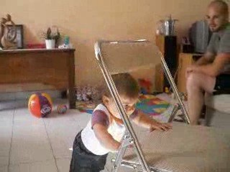marche avec la chaise 2