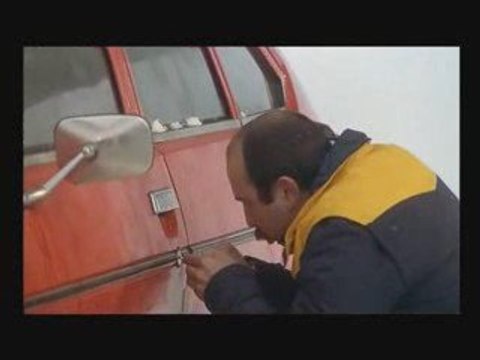 Vous êtes en train d'uriner sur ma voiture