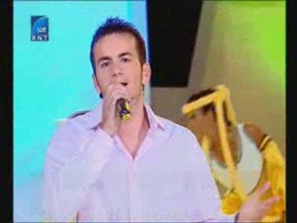 Dillan - Cvete moe { Live from Pirin Folk 2009 }