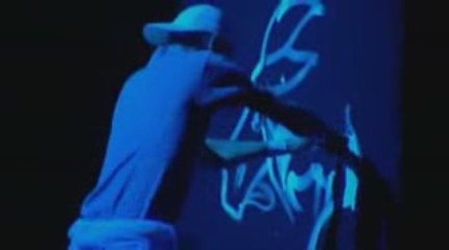 Bazı Şeyler Göründüğü Gibi Değildir(müthiş bişey)