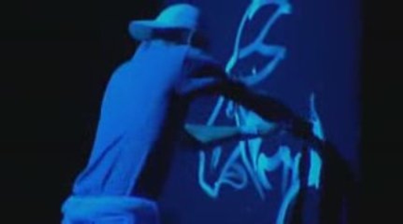 Bazı Şeyler Göründüğü Gibi Değildir(müthiş bişey)