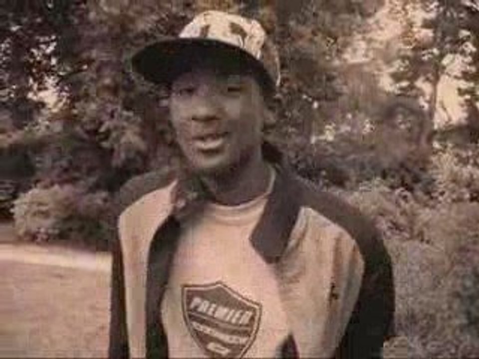 Freestyle FurD dans un parc