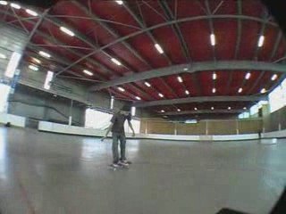 La rue est vers l'image 2009(La rue est sous la pluie)