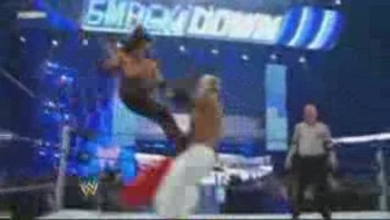 Morrison vs Mysterio