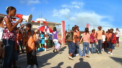 Une rentrée en effectuée plein air à l'école Léopold HEDER