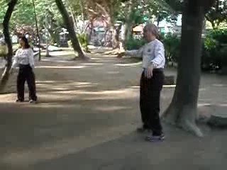 太極拳の放鬆（リラックス）の極意「鬆身五法」第二法