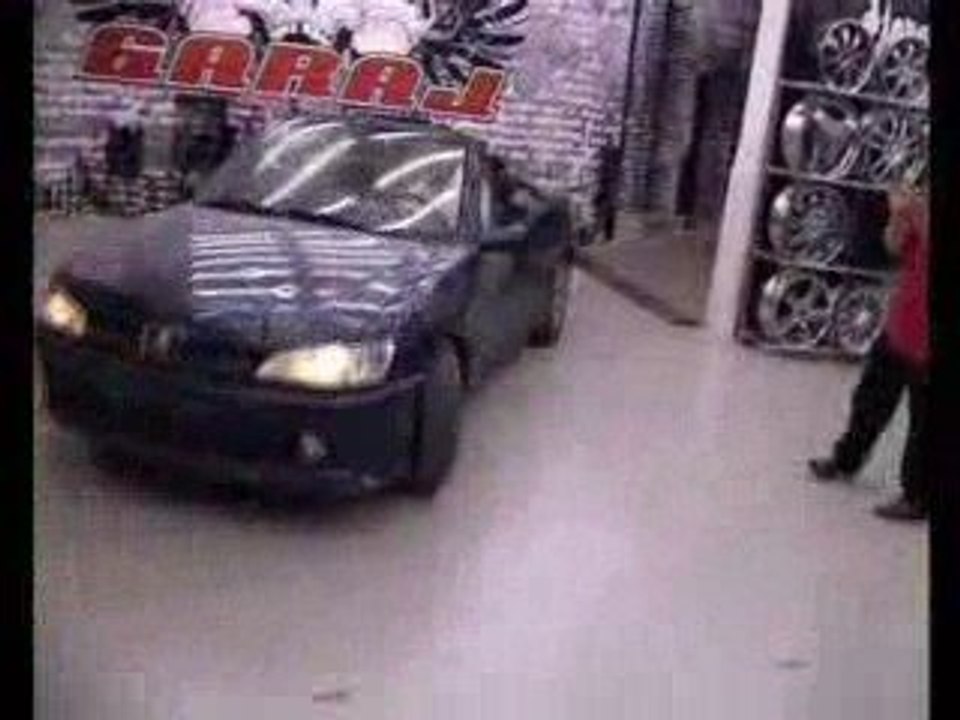 Extreme Garaj - Bölüm 1 - Peugeot 306 CC Garaja Girdi, Sökme
