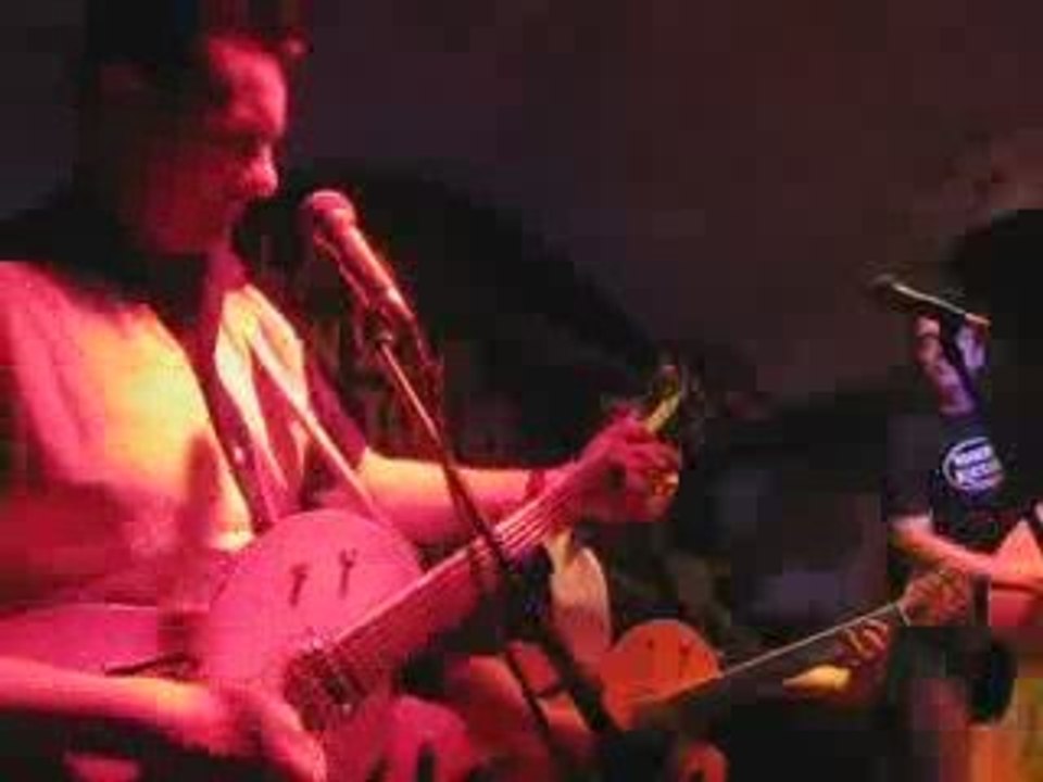 Alexis Mazzoleni and Little Nico Guitar Picker