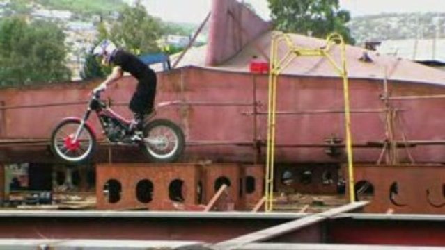 [TRIAL MOTO] Julien Dupont Ride in GREECE