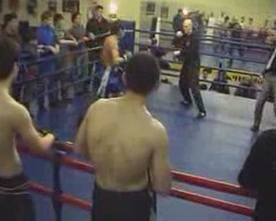 VStarov_vs_kikboxer_Baty