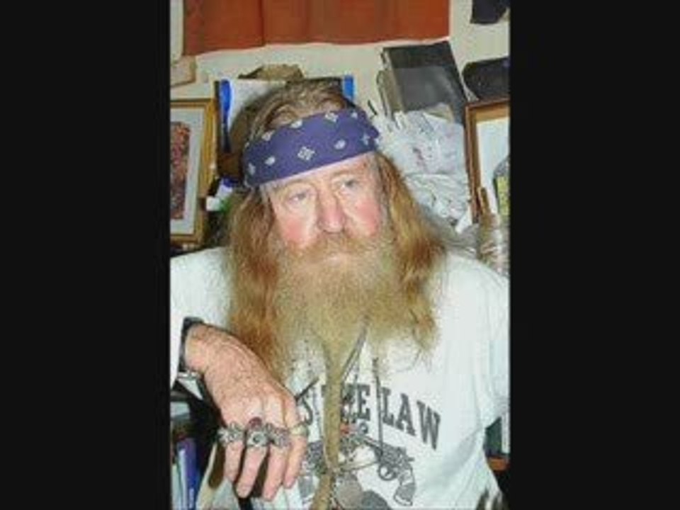 Redneck calls South Central LA - Soundboard Prank Call