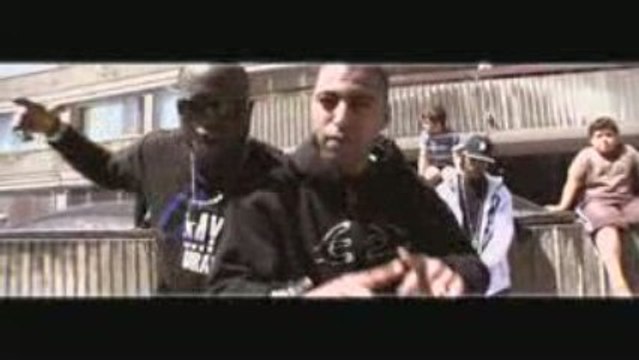 4SAY feat GRÖDASH ILS ONT TUÉ LA SCÈNE (CLIP OFFICIEL)