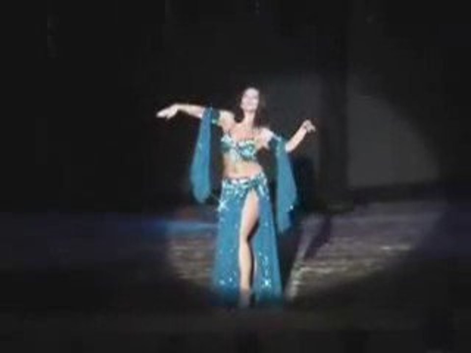 belly dance by Shereen www.sosyetekaradeniz.com