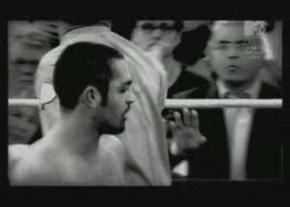 Monseigneur Mike-Hip Hop Fight