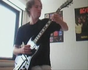 AC/DC -You shook me all night long- (live version) Shyu