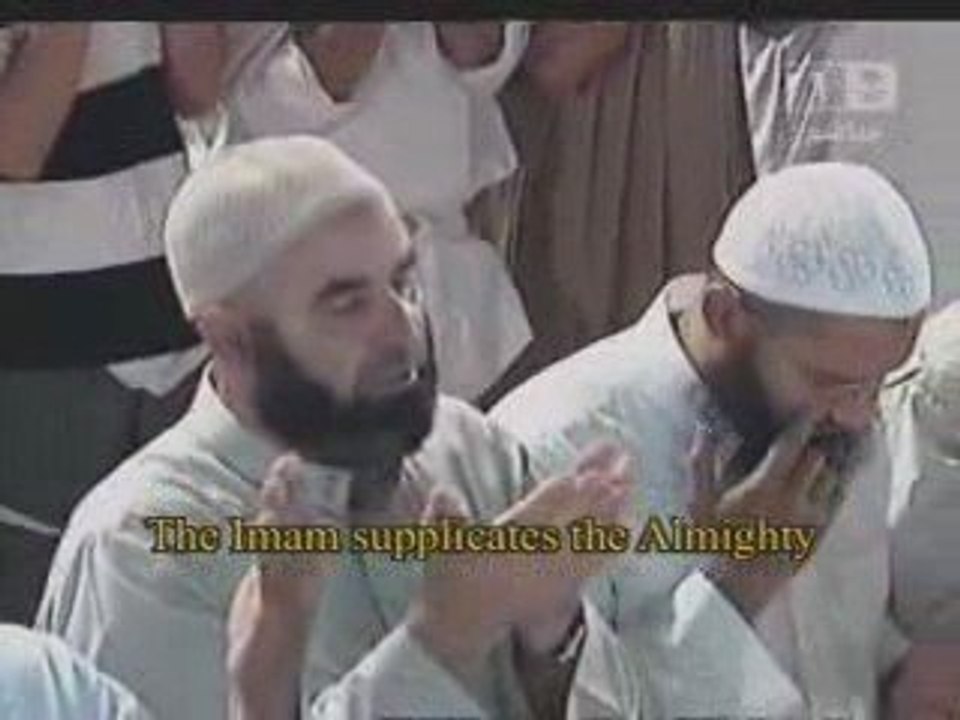 Makkah Tarweeh 2009 -witre night 14(tubeislam.info)