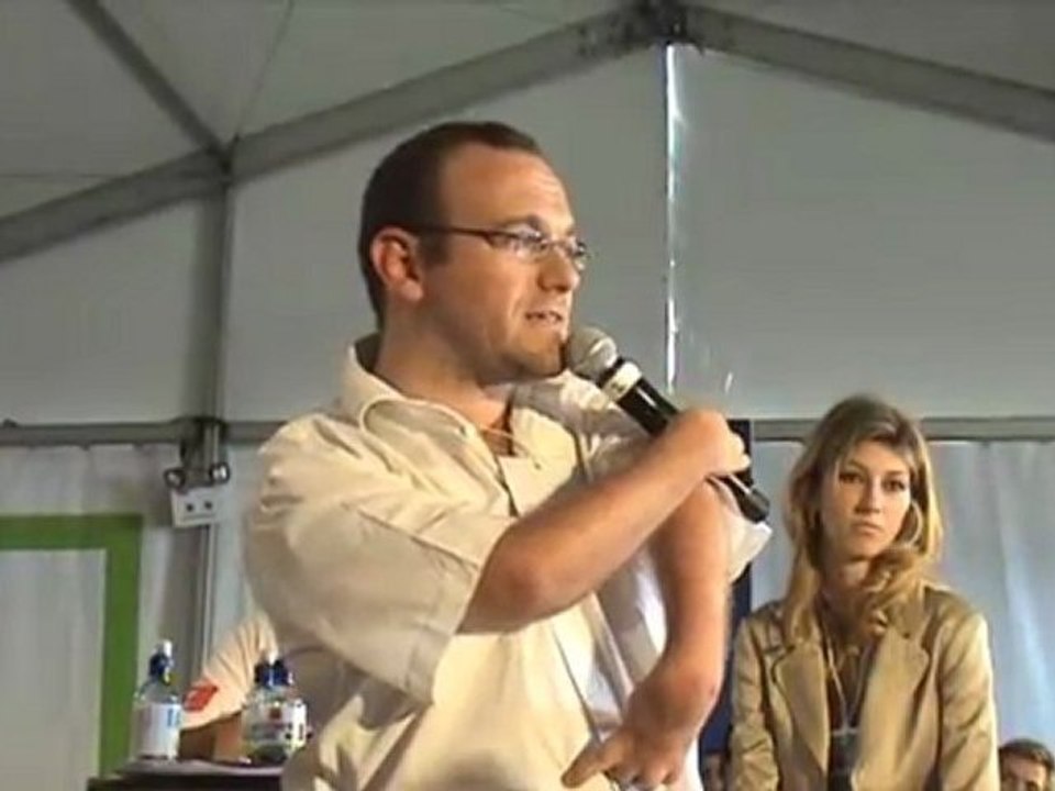 Intervention de Damien Abad sur le handicap au campus UMP