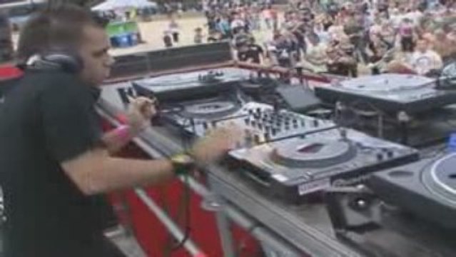 Dominator - The Beat Controller live Hardcore Festival 2009