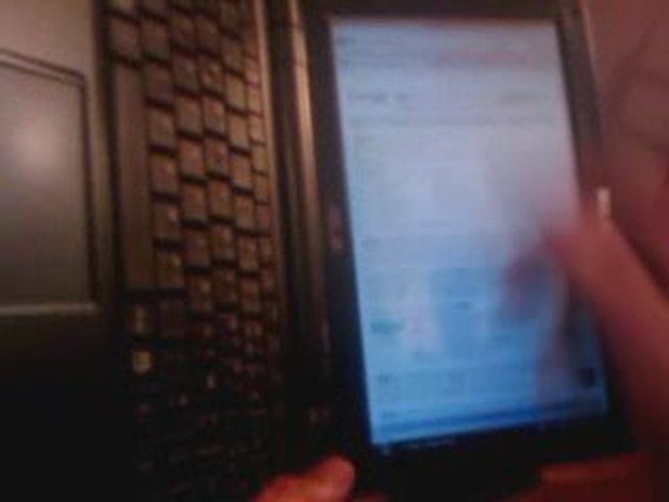 EEEPC ecran tactile doigt et Stylet (Itunes + internet+ MSN)