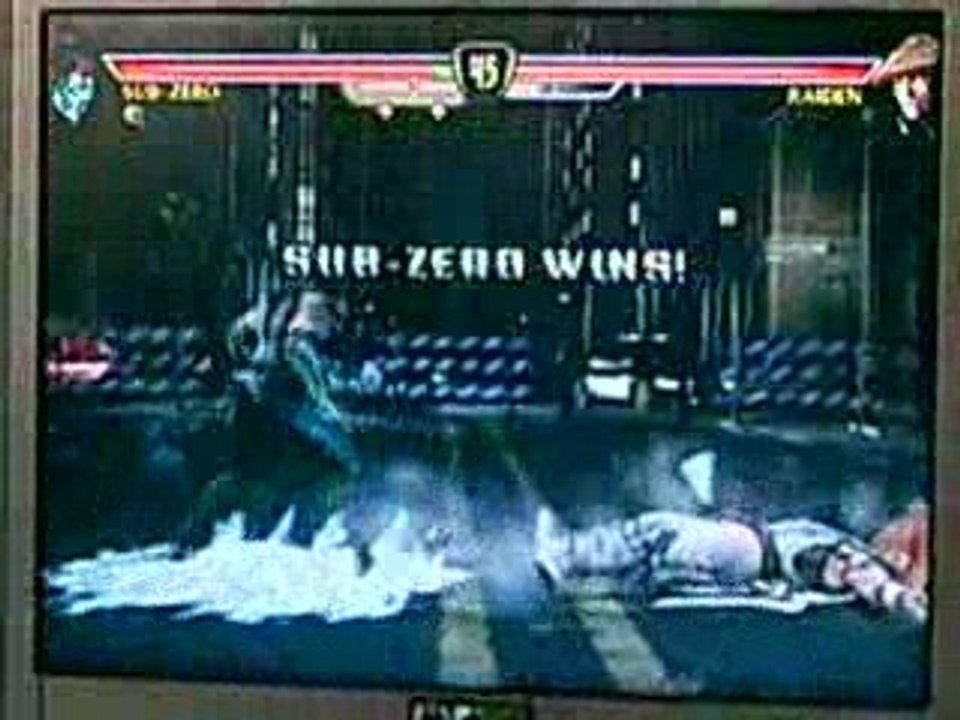 Mortal Kombat VS DC- Sub Zero VS Raiden