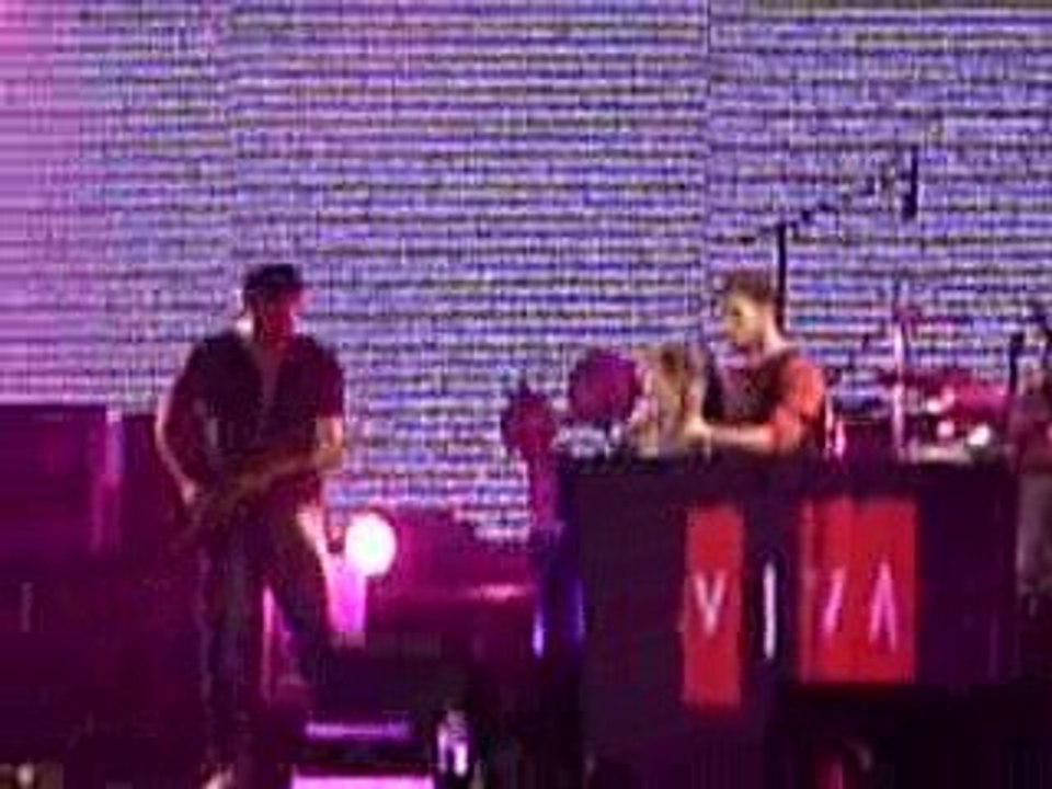 Coldplay - Lovers in Japan