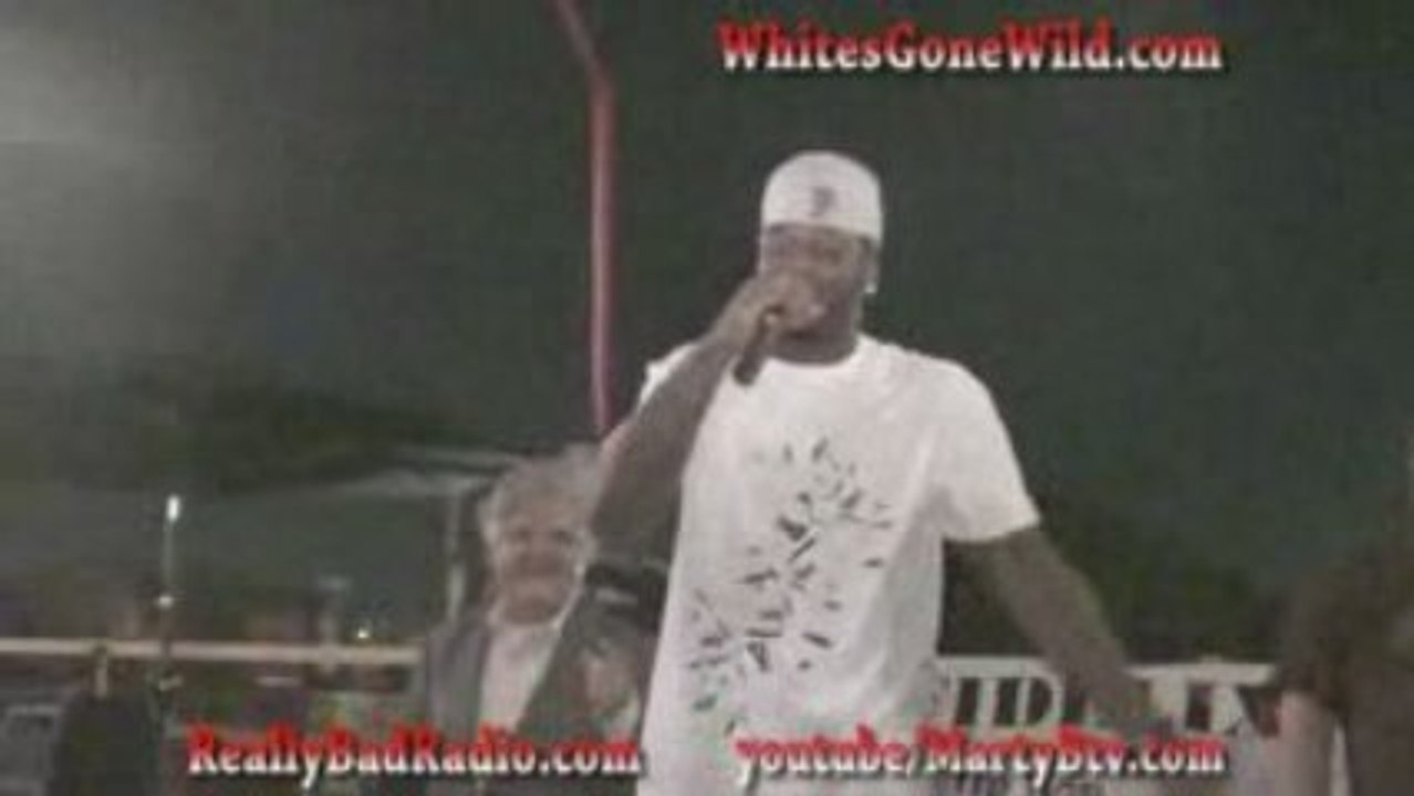 Martellus Bennett Freestyles