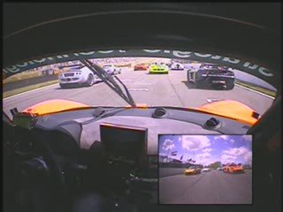 LOTUS CUP EUROPE Brands Hatch race3 crash