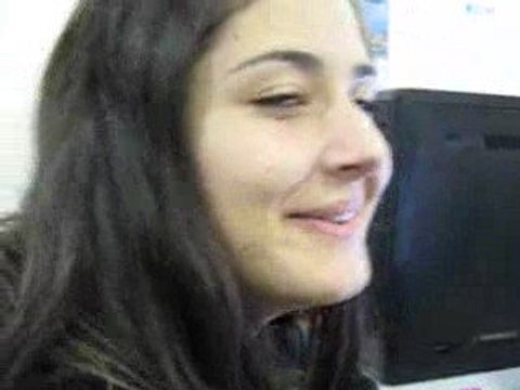 Kél tenta dizer algo