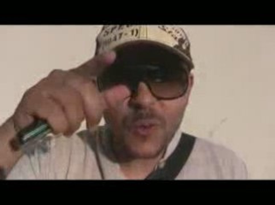 MINO pour lacrymo apuro