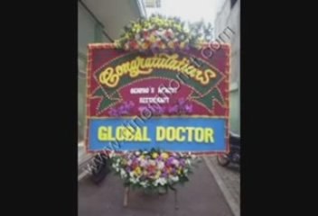 Pusat Bunga papan dan rangkaian bunga