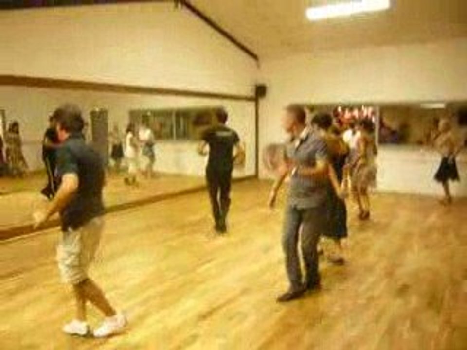 SHINES NIVEAU DEBUTANT