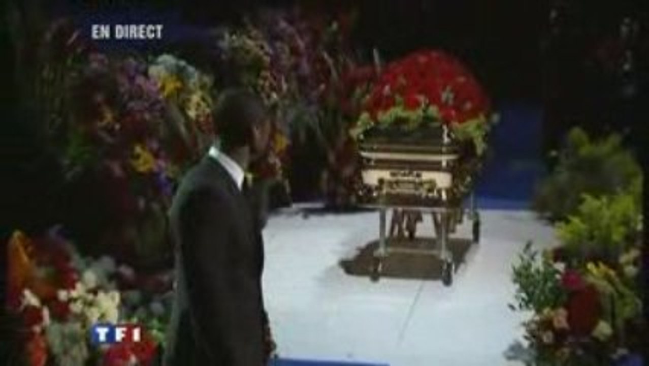 Usher rend un hommage a michael jackson