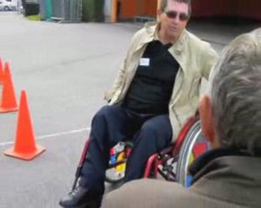 La Capelle : pas facile de rouler en fauteuil roulant