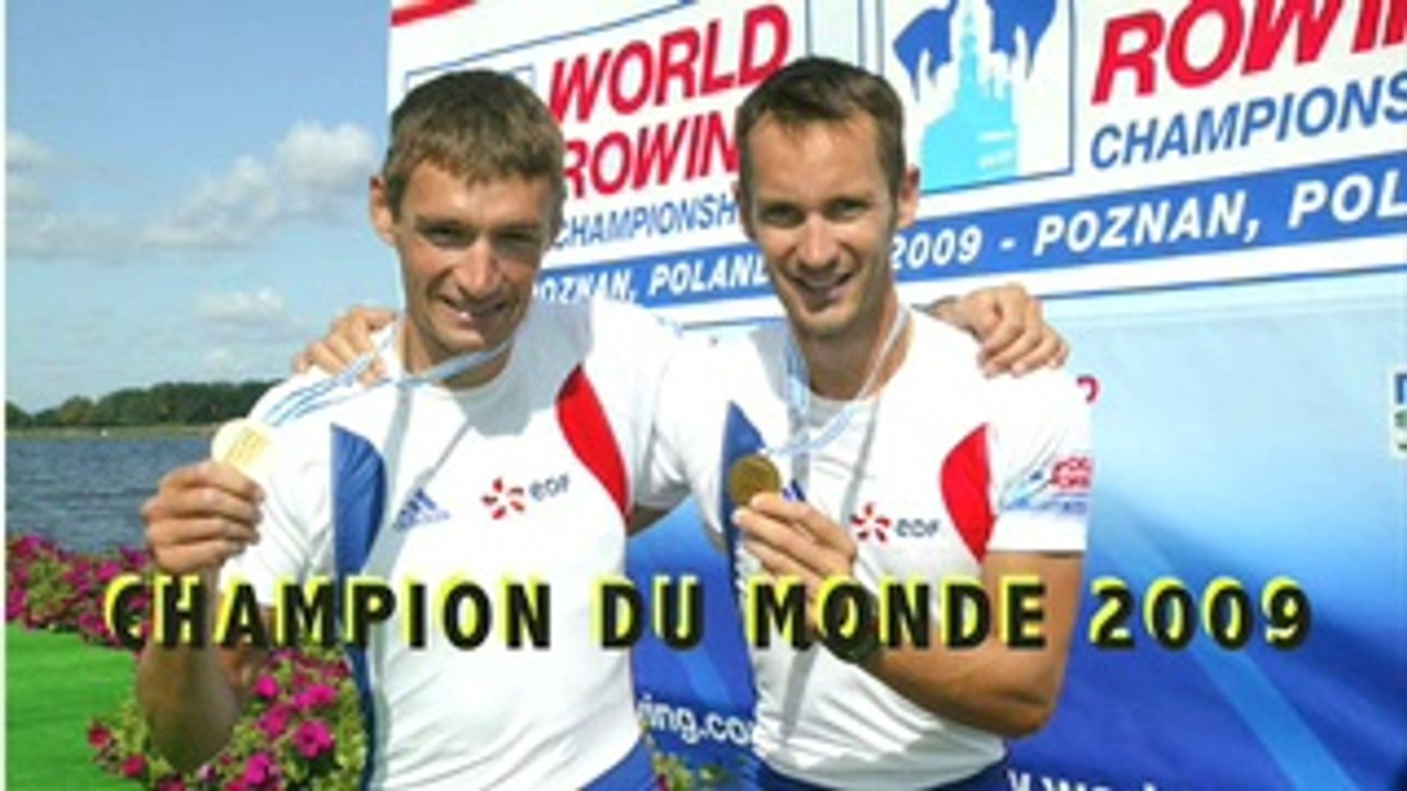 Médaille d'or pour le 2 sans poids léger de l'équipe de France