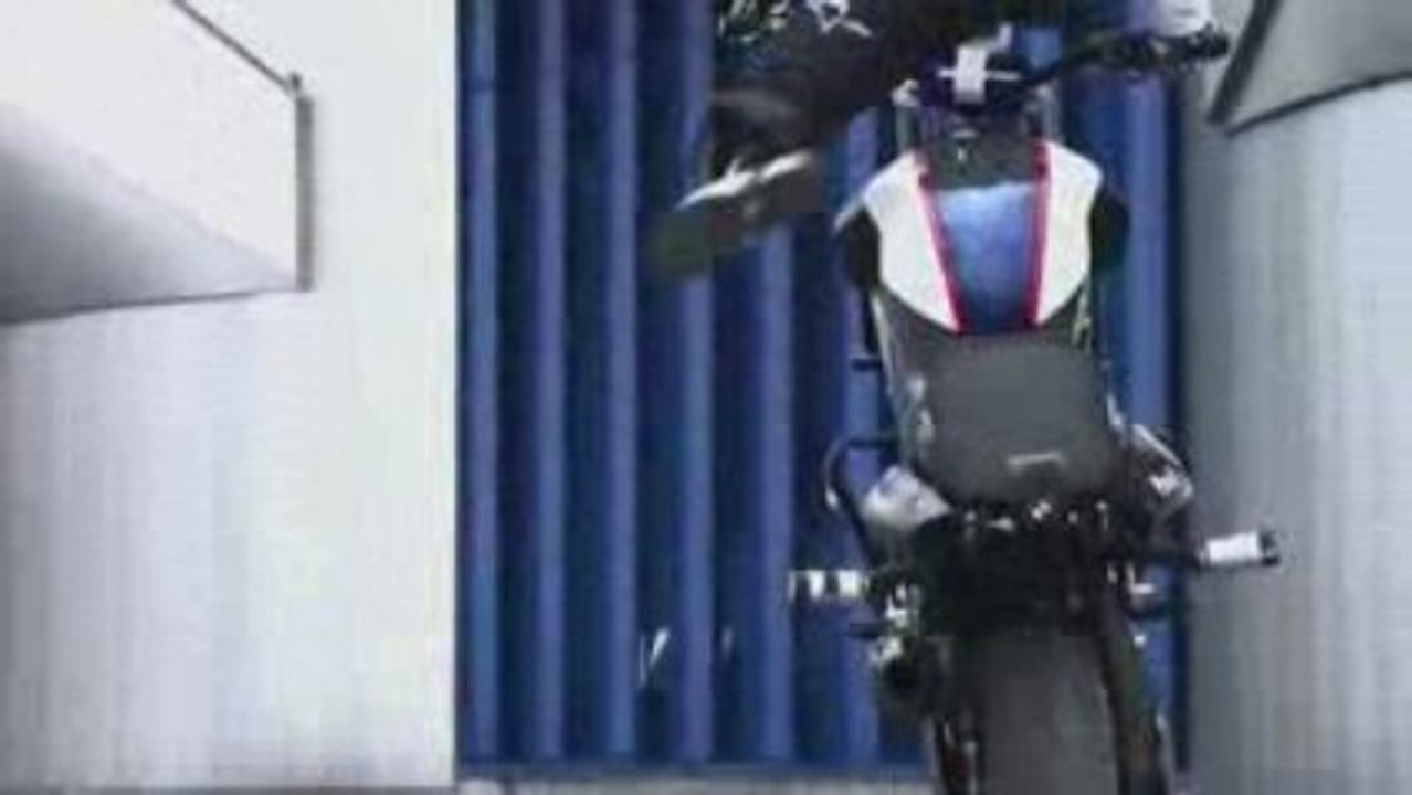 BMW Kulesinde Pfeiffer Şov