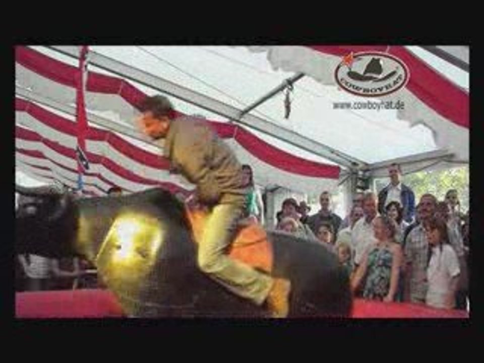Bullriding in kirchenlamitz - www.cowboyhat.de