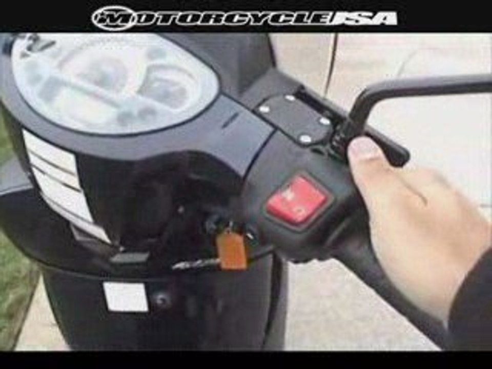 Aprilia Scarabeo 200 Scooter Review