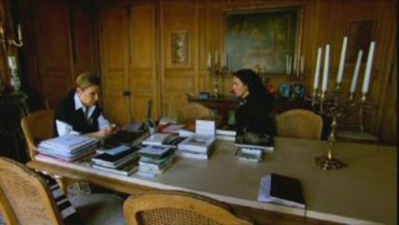 "The Queen and I" Trailer