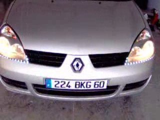 LED YEUX D'ANGES SUR CLIO 2 par autoprestige-tuning