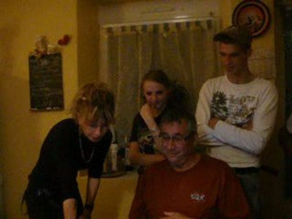 GAG CHEZ MARCEL DANS LE DOUBS ...  MDR