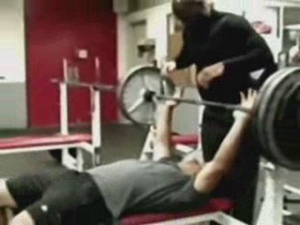 LOL gym acccident