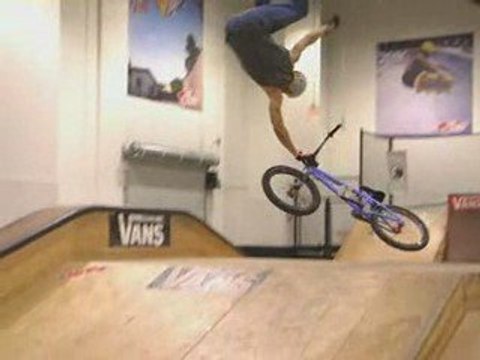 frontflip en bmx mais sans velo
