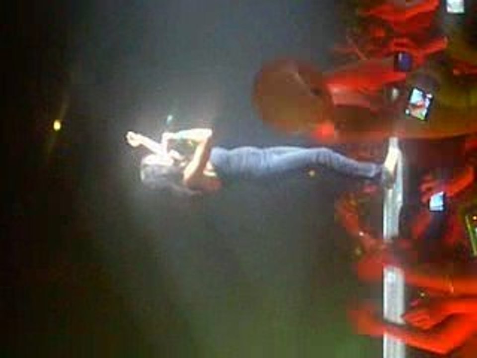 Jenifer chante Tourner ma page