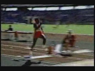 VIDEO - Athletics - long jump Carl Lewis OGSeul 1988